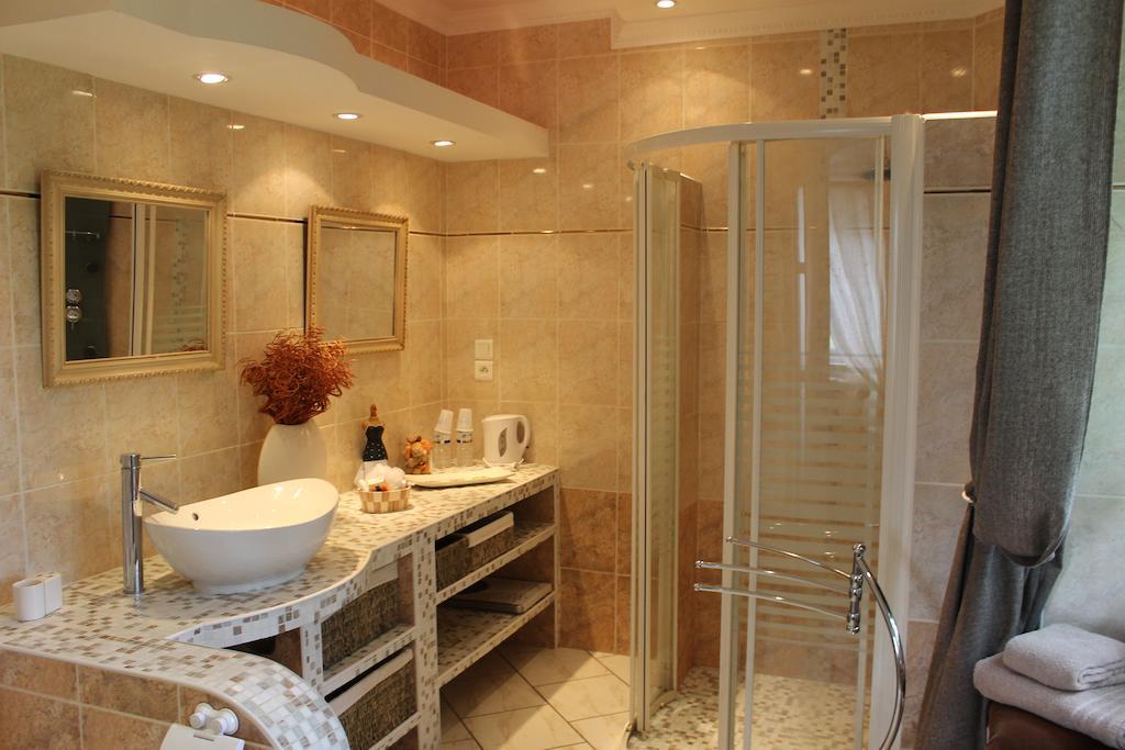 Chambres D'Hotes Le Bois Trinquille Saint-Viance Стая снимка
