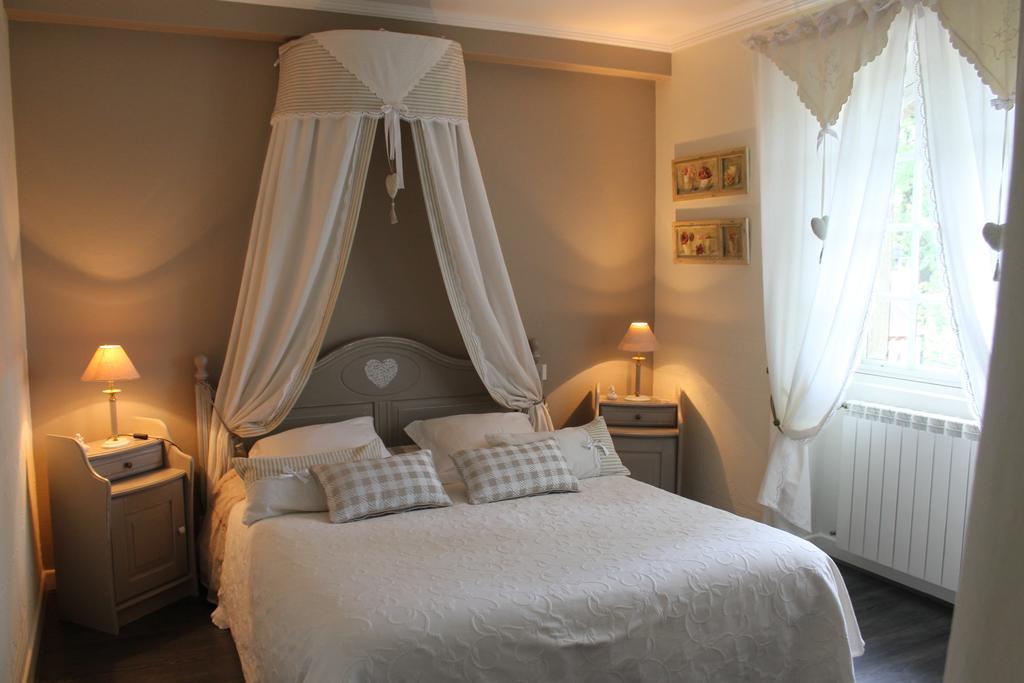 Chambres D'Hotes Le Bois Trinquille Saint-Viance Екстериор снимка